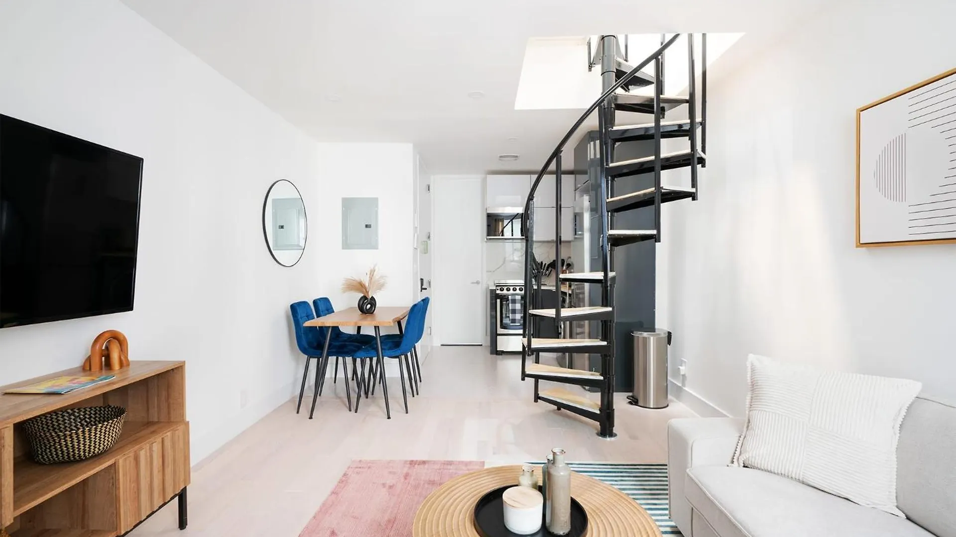78-4A 2Br Duplex With A Balcony Prime Ues Apartment New York