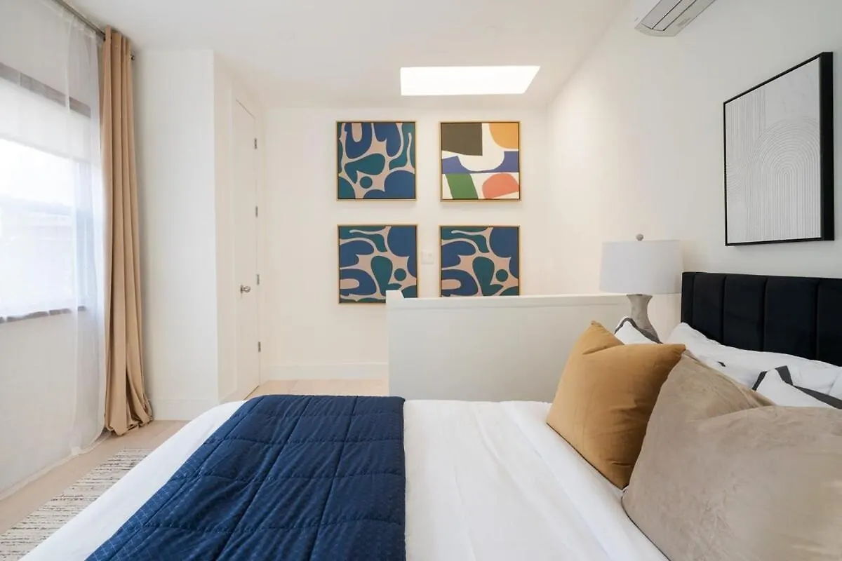78-4A 2Br Duplex With A Balcony Prime Ues Apartment New York United States