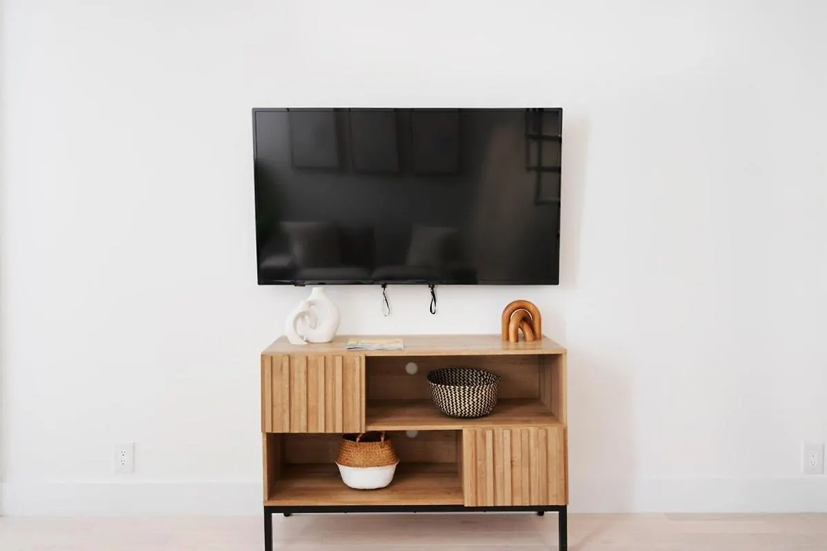 78-4A 2Br Duplex With A Balcony Prime Ues Apartment New York